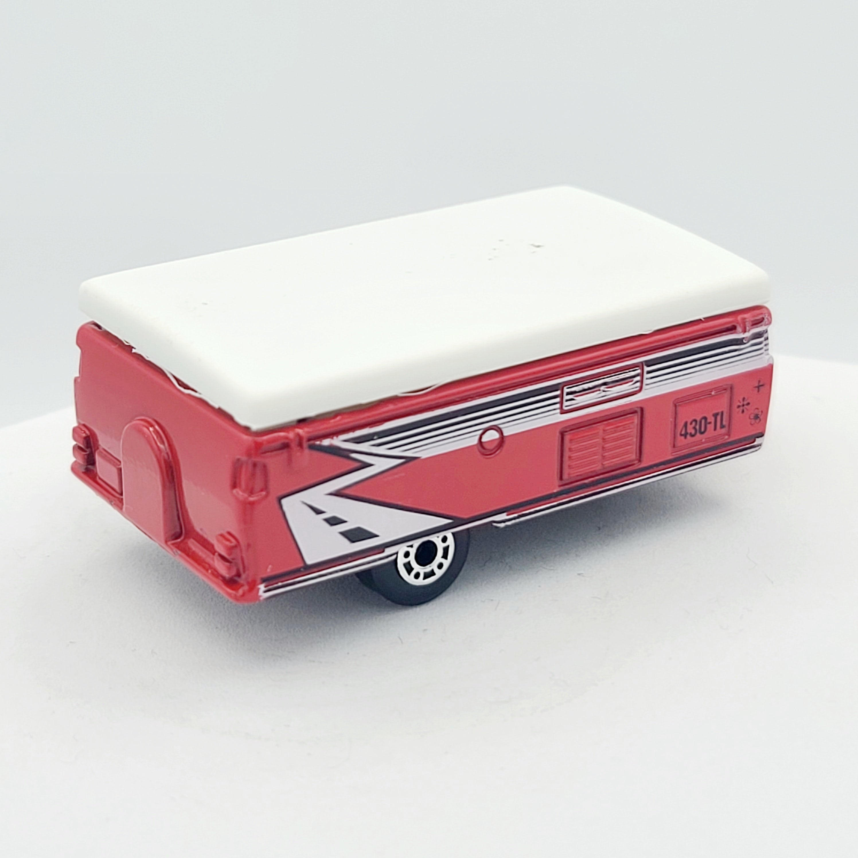Matchbox Pop Up Camping Trailer (2000 MBX Basic - Great Outdoors)